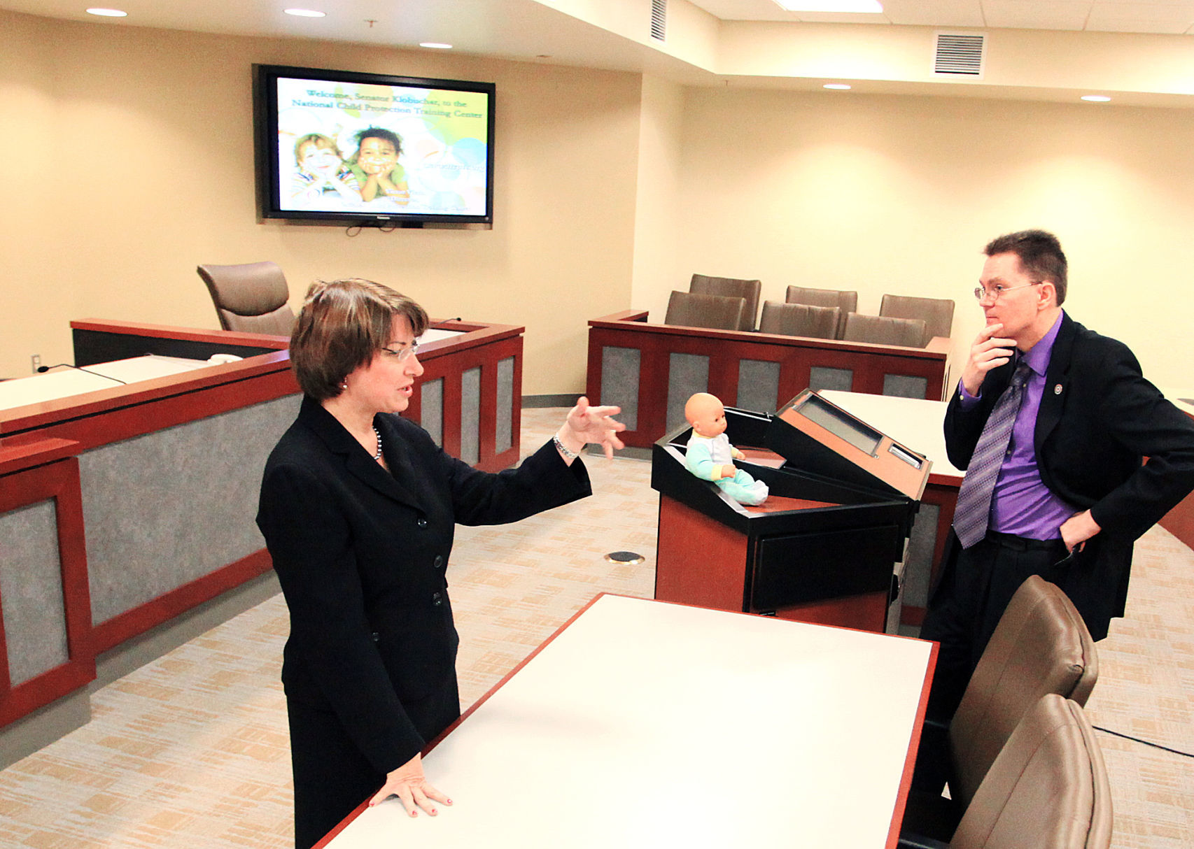 2013: Klobuchar at National Child Protection Training Center at WSU